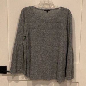 Signature Studio sweater with puffy sleeves size XL